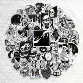 Sticker-Set - 50 Gothic Totenköpfe