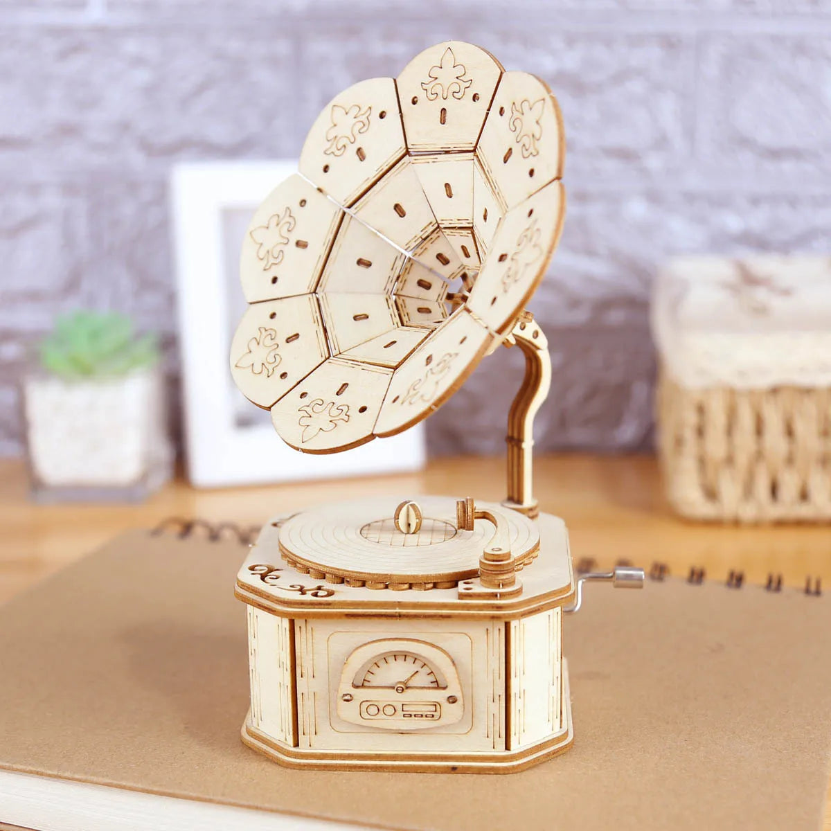 3D Holz-Puzzle - Grammophon mit Spieluhr